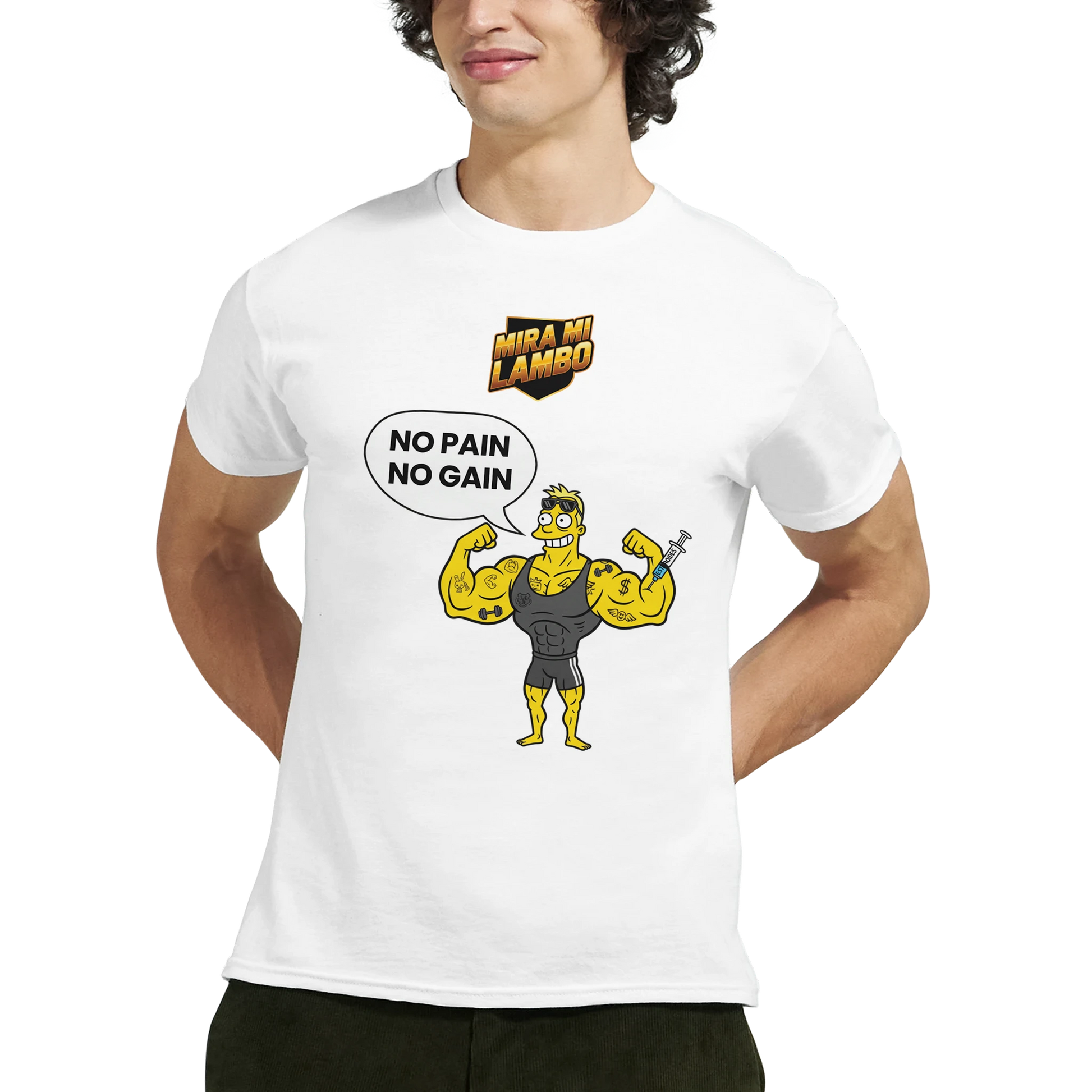 Camiseta blanca con estampa «NO PAIN NO GAIN» y personaje con brazos flexionados.