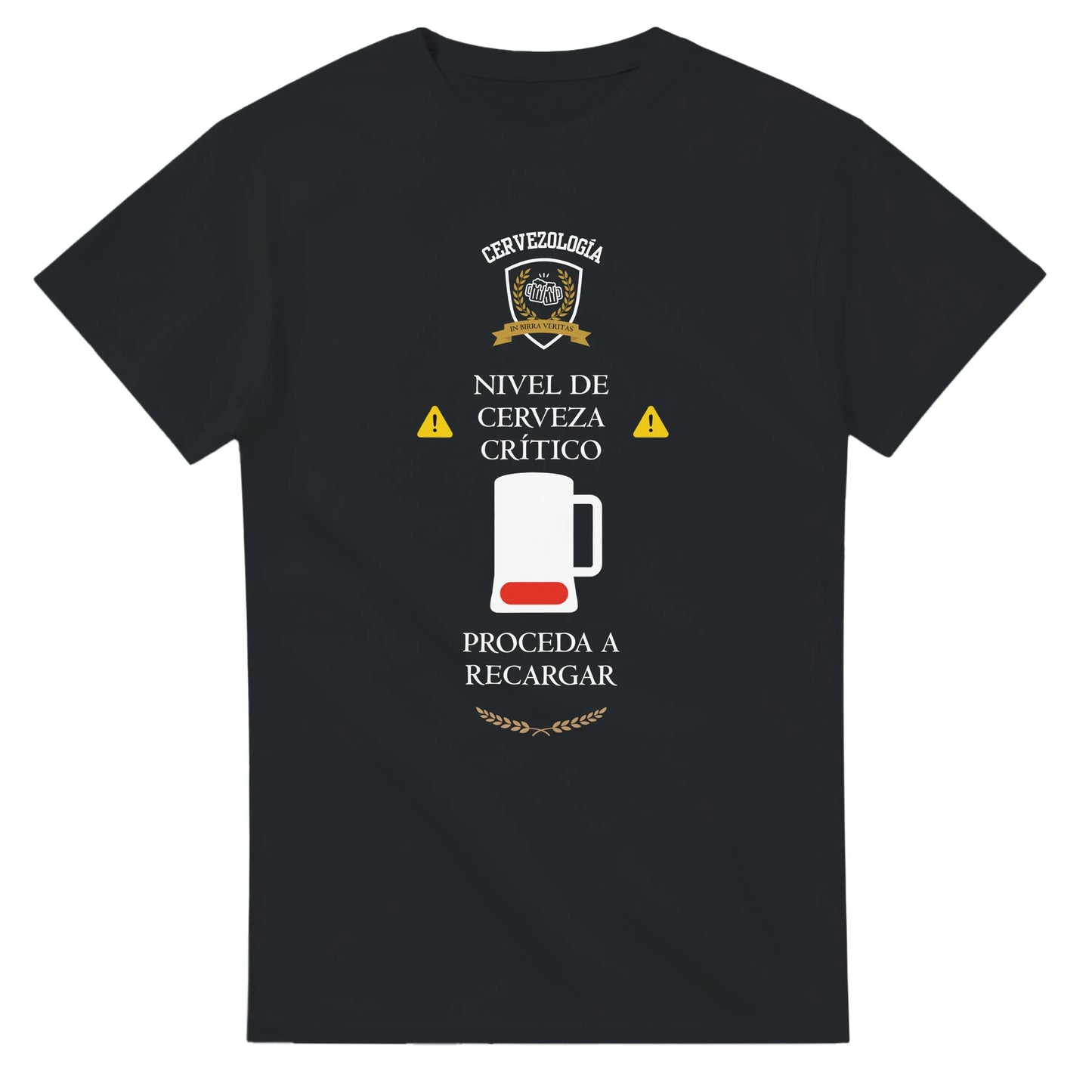 Camiseta negra de manga corta con estampado central de cerveza y jarra blanca.