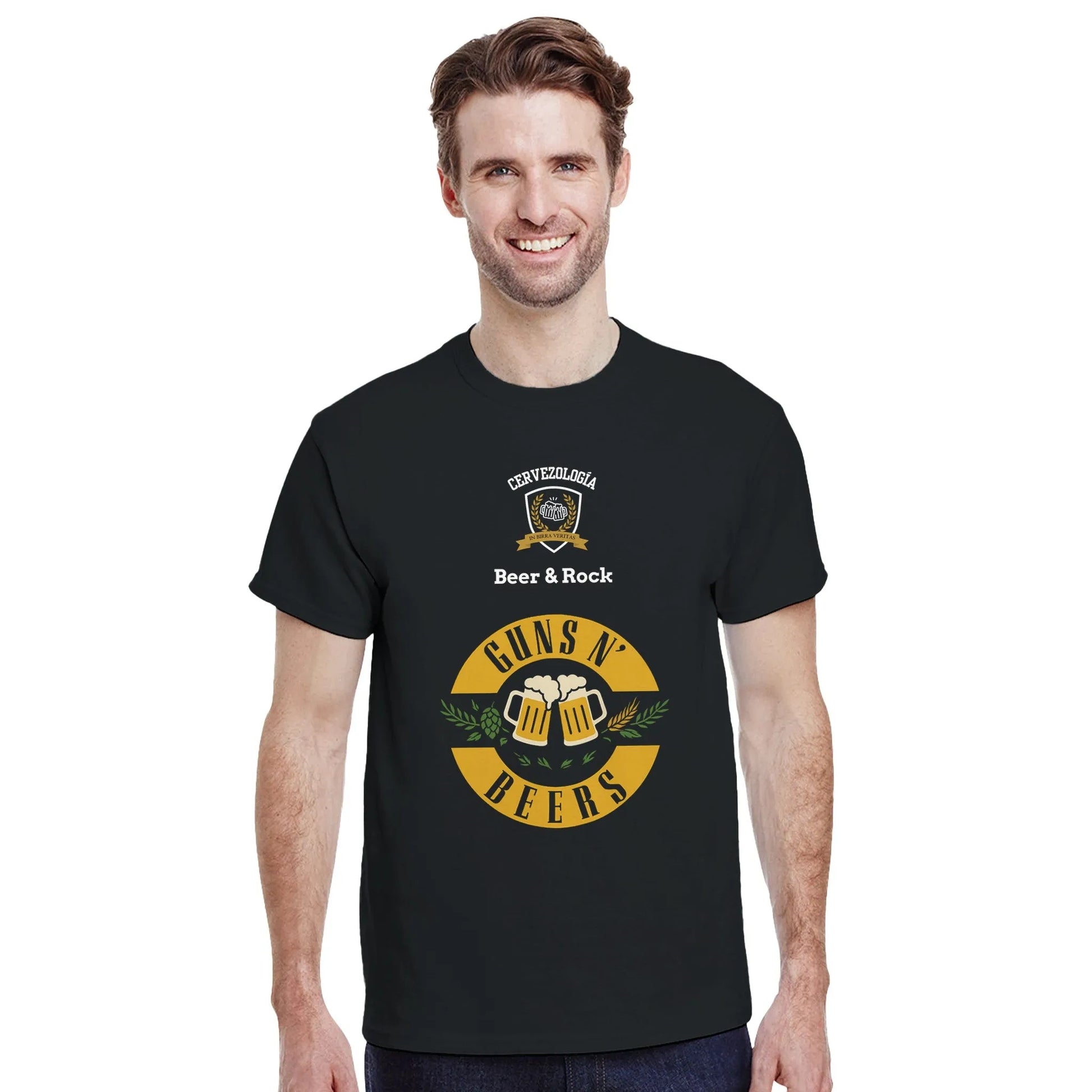 Camiseta negra con estampado circular grande "Beer & Rock" y emblema de cerveza.