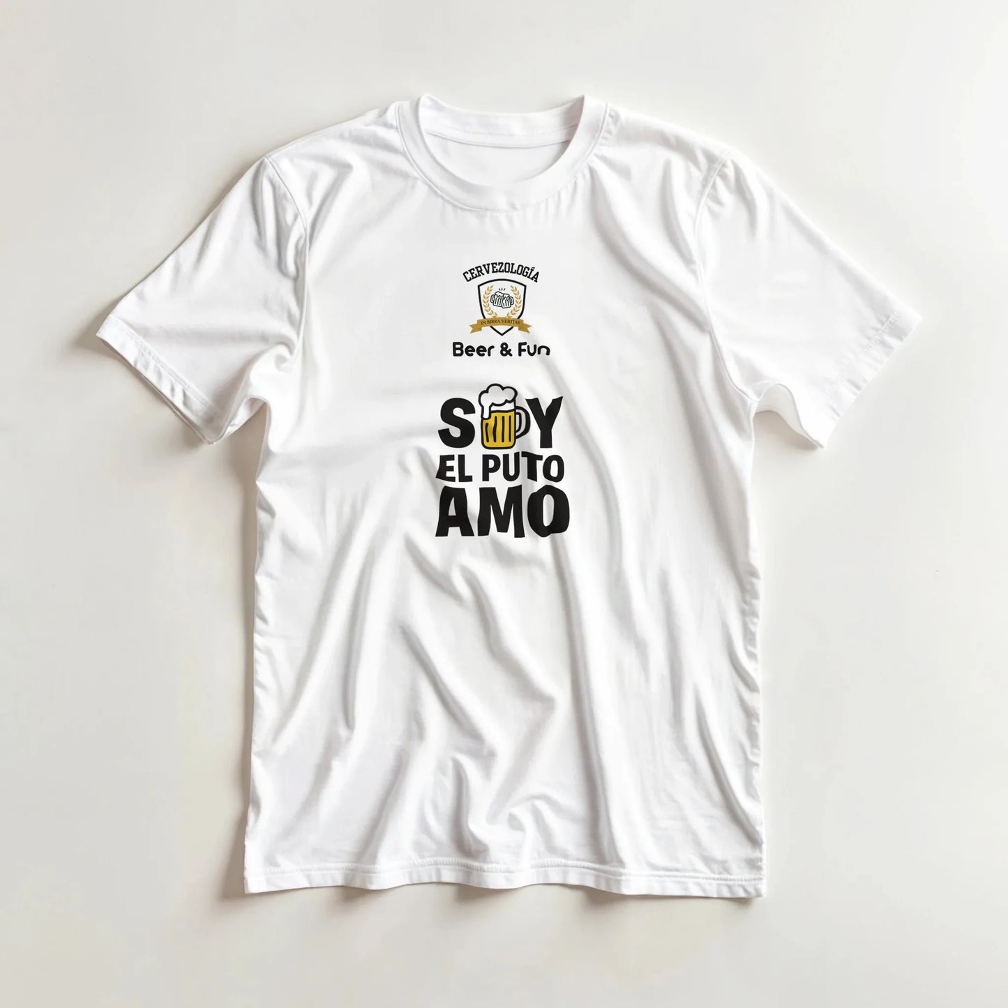 Camiseta blanca de manga corta con estampado frontal Beer & Fun y EL PUTO AMO.