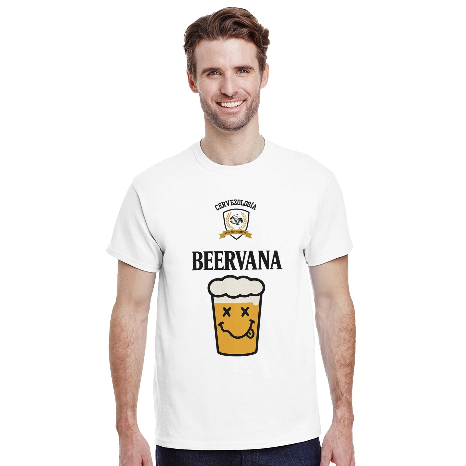 Camiseta blanca de algodón con gráfico de vaso espumoso y letras en el pecho.