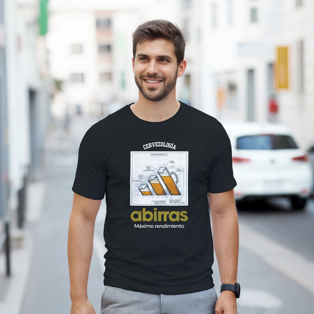 Camiseta Abirras negra con ilustración cervezología en el pecho, cuello redondo